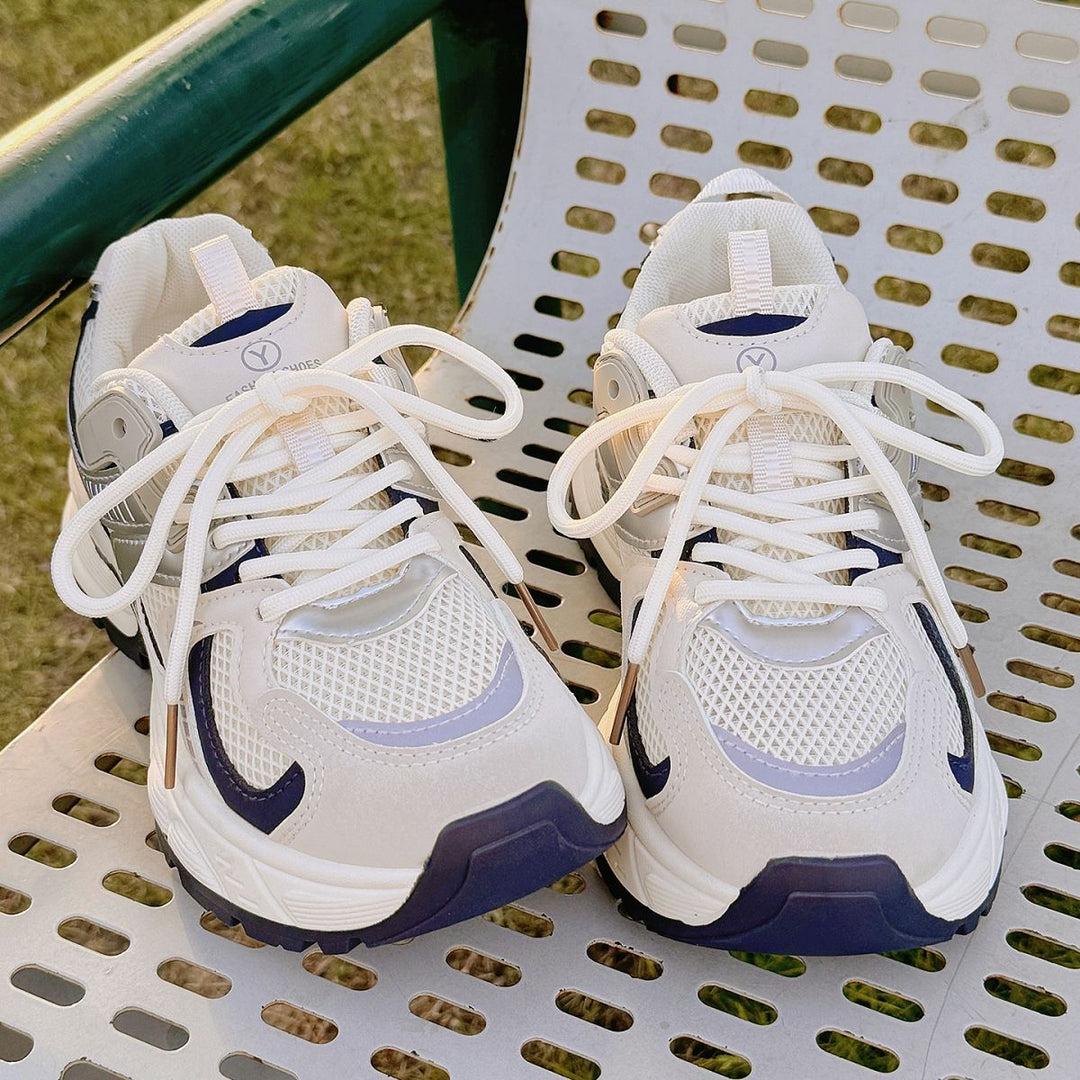 Damen Sportliche Sneakers mit atmungsaktiver Mesh-Oberfläche und modischer Silhouette Echo Archiv