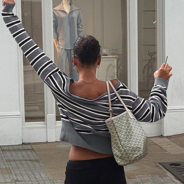 Damen Gestreifter Oversized-Strickpullover mit schulterfreiem Cut und weitem Rippbund Echo Archiv