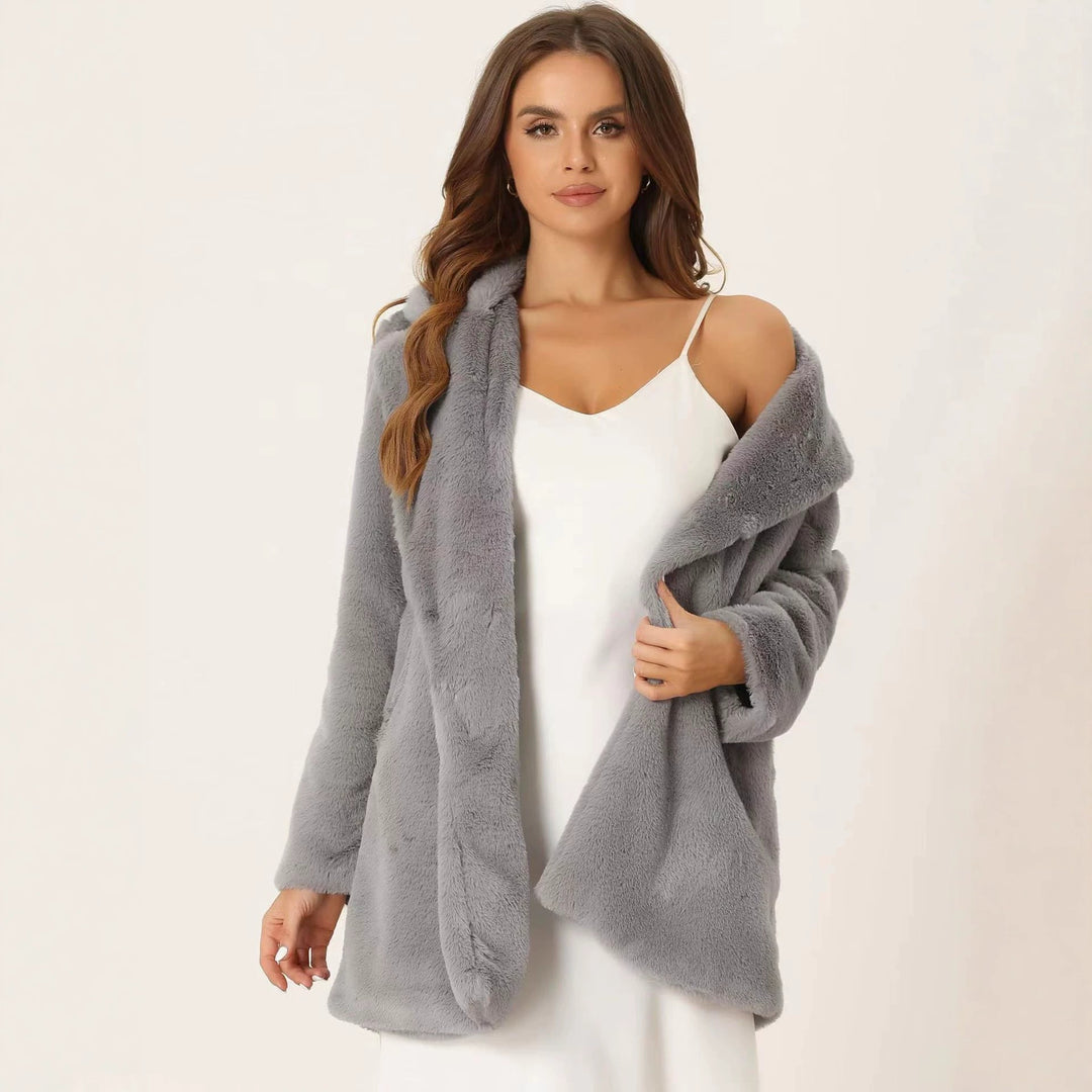 Damen Midilanger Kunstpelz‑Mantel mit softem Schalkragen und Eingrifftaschen Echo Archiv
