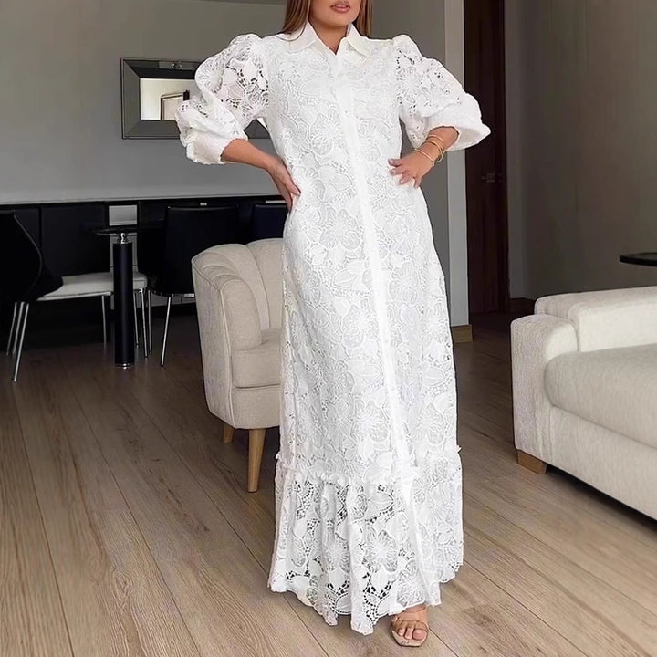 Damen nan Maxikleid aus Häkelspitze mit Hemdkragen und Puffärmeln Echo Archiv