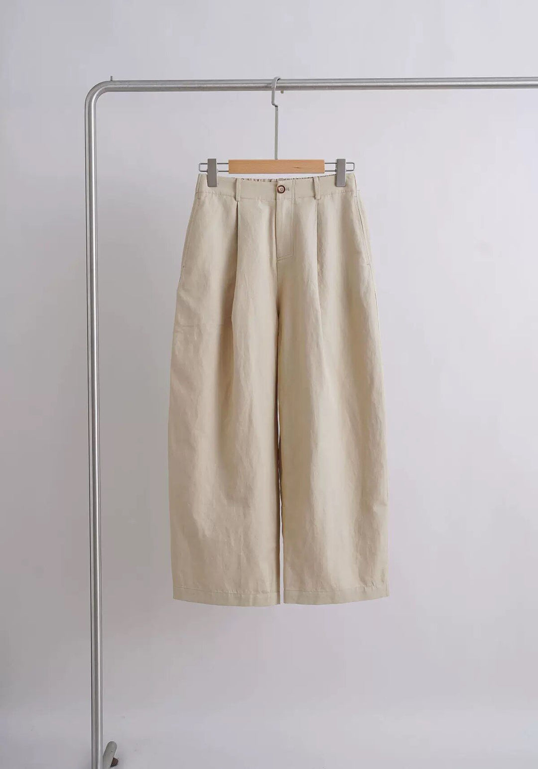Damen Bequeme und lässige weit geschnittene Stoffhose Echoarchiv