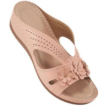 Damen nan komfortable Keilsandalette mit floralem Zierbesatz und gepolstertem Fußbett Echo Archiv