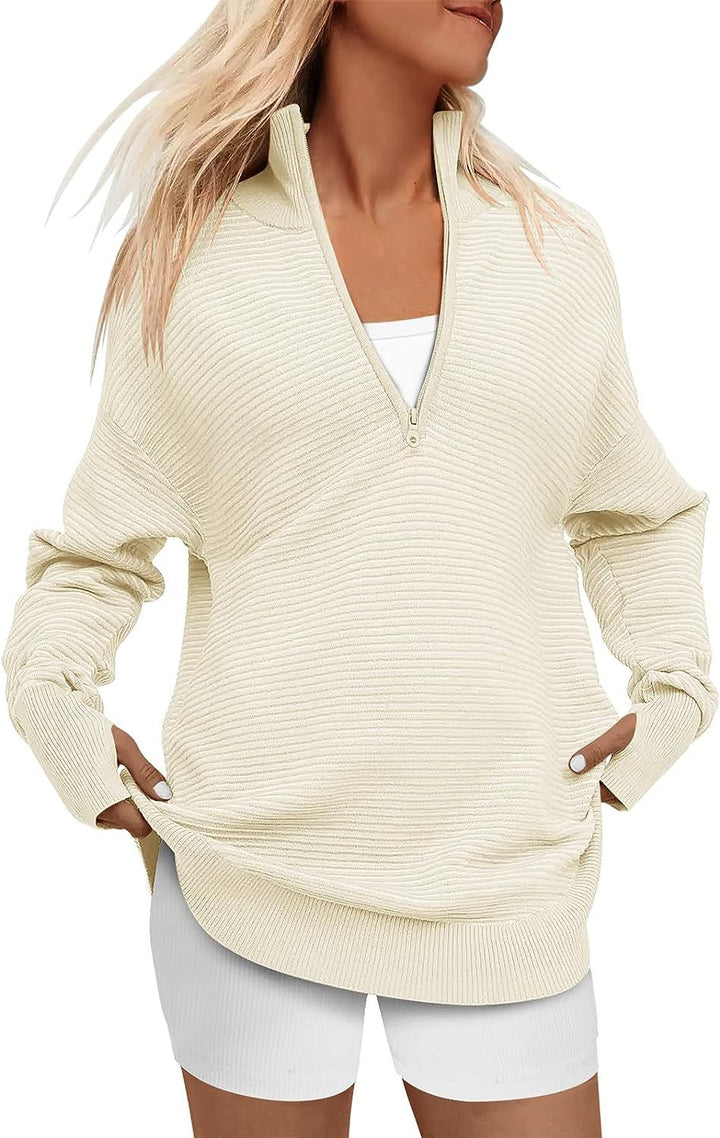 Damen Oversize-Feinstrickpullover mit halbem Reißverschluss, Stehkrragen und Daumenloch-Ärmeln Echo Archiv