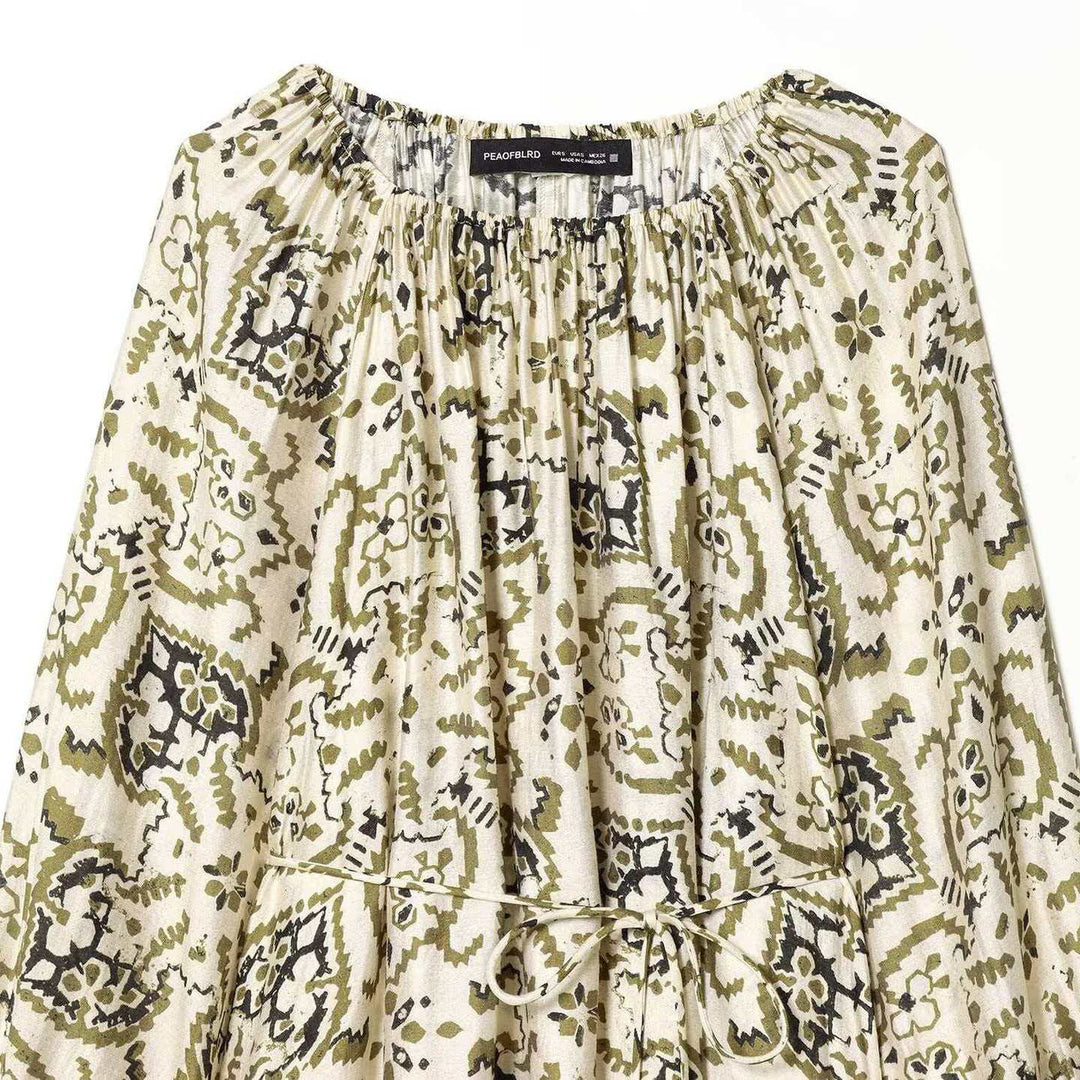 Damen nan luftiges Plissee-Kleid mit Carmenkragen, weiten Ballonärmeln und verstellbarem Kordelzug Echo Archiv