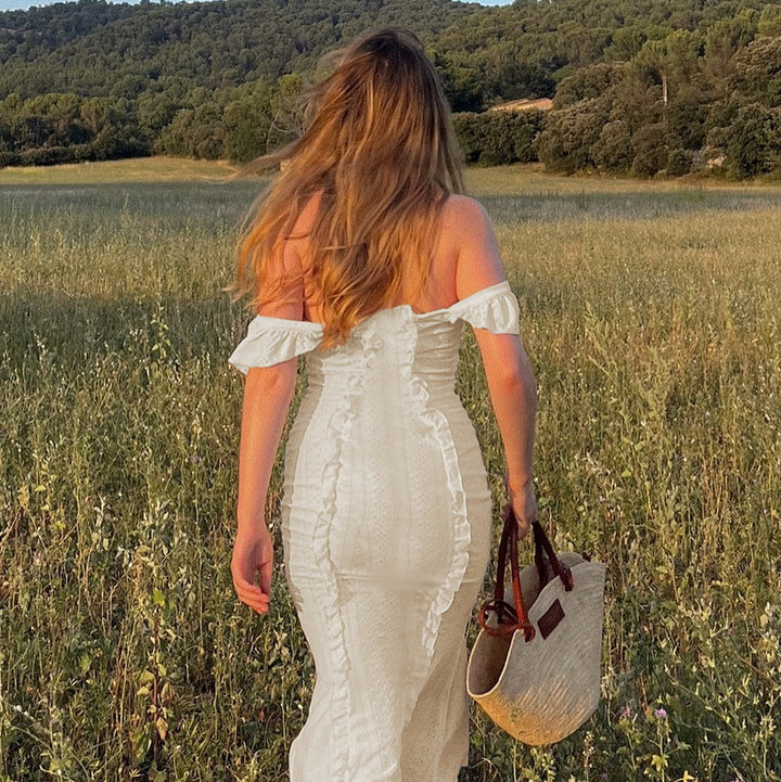 Damen schulterfreies Maxikleid mit Rüschendetails und taillierter Silhouette Echo Archiv
