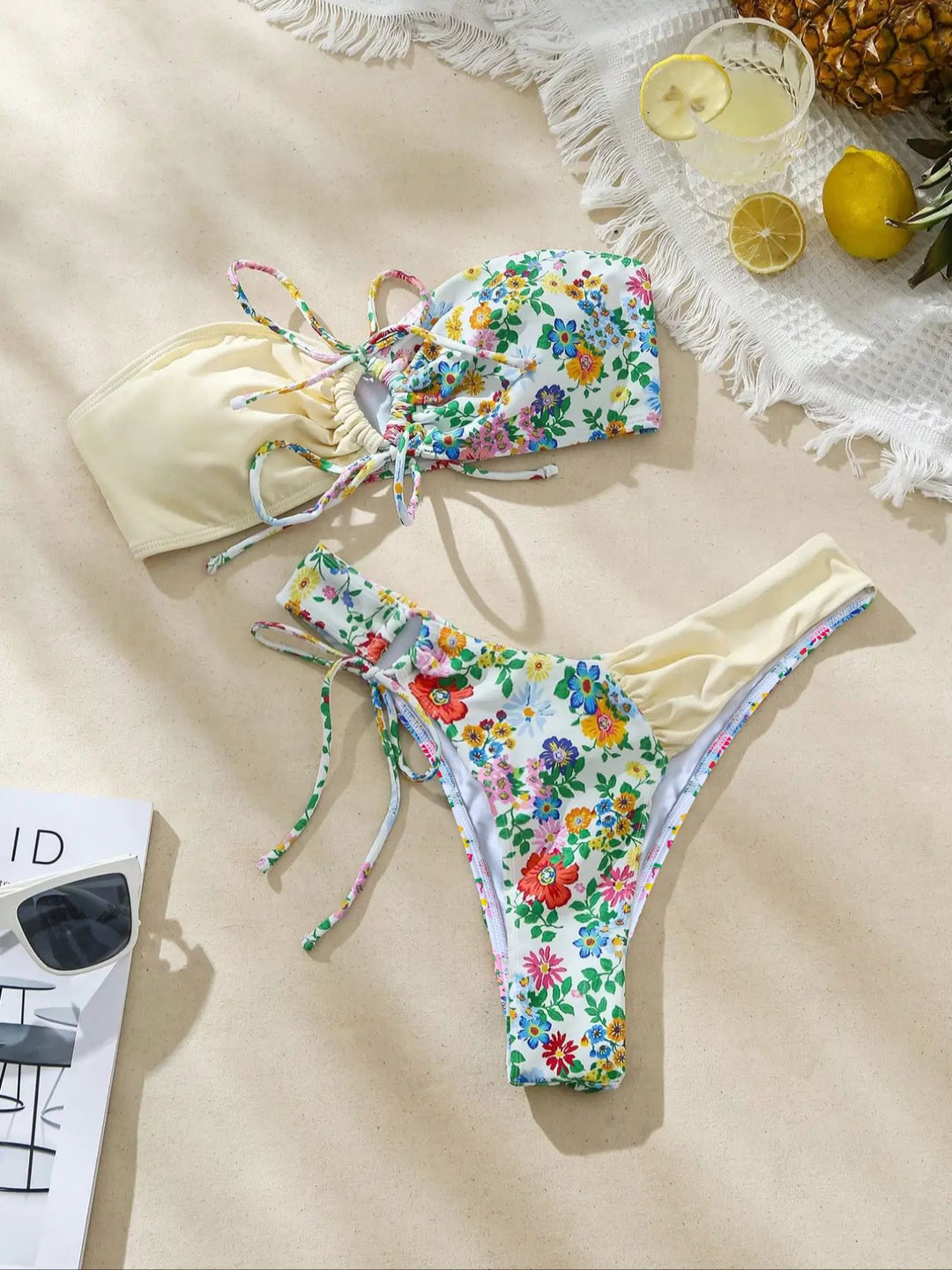 Damen Fröhlicher Blumendruck Bikini Echo Archiv