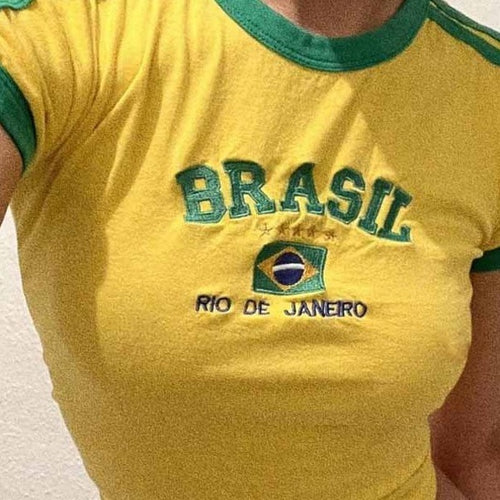 Damen Sportliches T-Shirt mit Brasil-Motiv und sportlichem Schnitt Echo Archiv