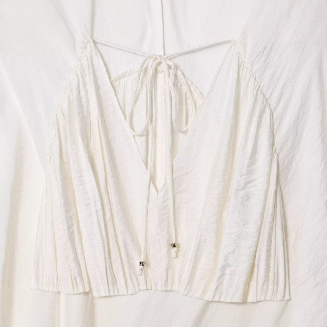 Damen Boho-Bluse mit Smock-Taillenbund, V-Ausschnitt und Ballonärmeln Echoarchiv