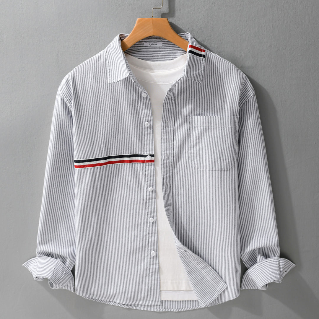 Herren Gestreiftes Overshirt aus Baumwollmix mit Brusttasche und sportivem Kontrastband Echoarchiv