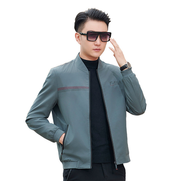 Herren sportliche Bomberjacke mit trendy Details und praktischen Reißverschlusstaschen Echoarchiv