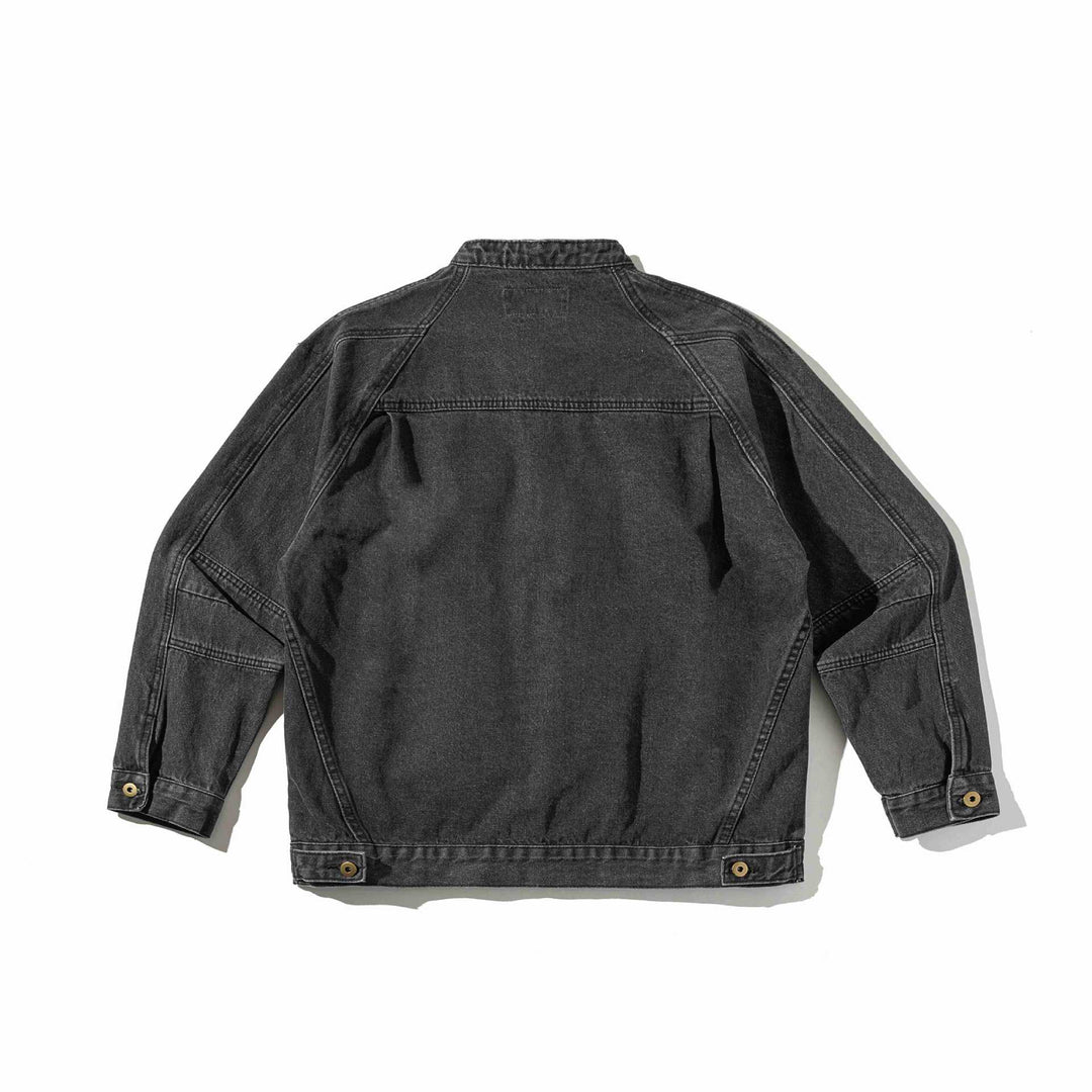 Unisex Boxy-Jeansjacke mit Stehkragen, markanter Nahtführung und Knopfleiste Echoarchiv