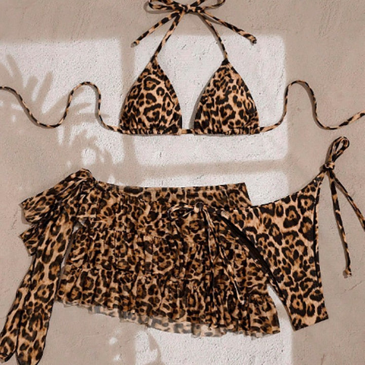 Damen Triangel-Bikini mit raffinierten Rüschendetails und floralem Überrock Echo Archiv