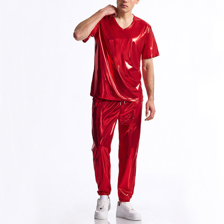 Herren glänzendes Sport-Outfit mit modernem V-Ausschnitt und elastischem Bund Echoarchiv
