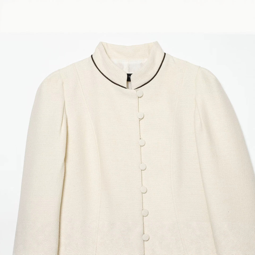 Damen Kurzblazer im Bouclé‑Look mit Stehkragen, dekorativen Knöpfen und Kontrastpaspel Echo Archiv