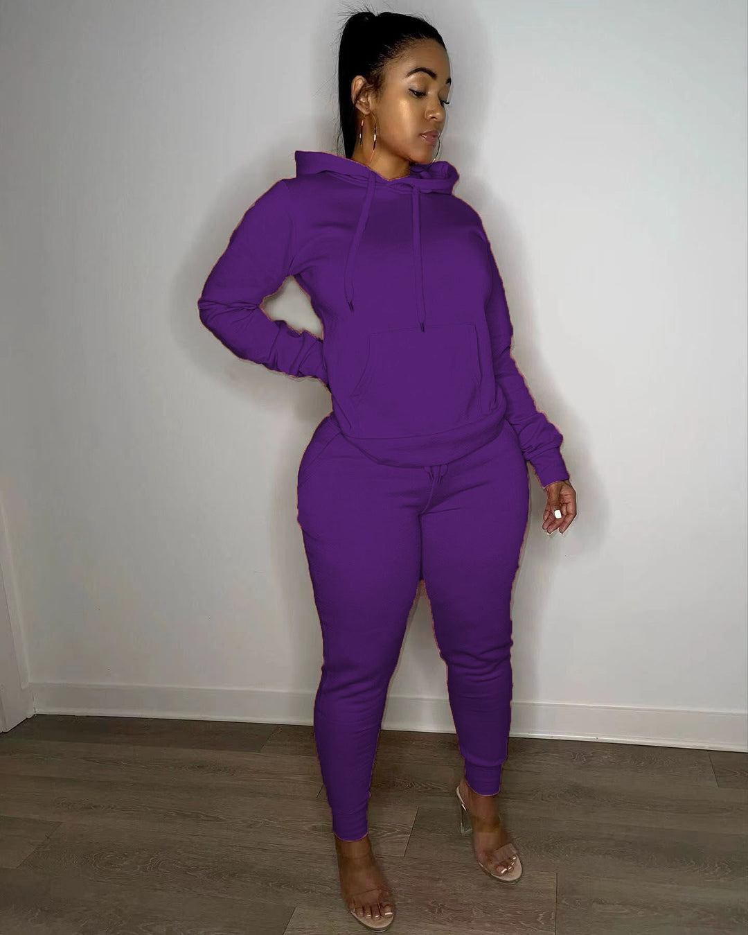 Damen tailliertes Hoodie- und Jogginghose-Set mit Kängurutasche, hohem Komfortbund und gerippten Knöchelbündchen – Auréline
