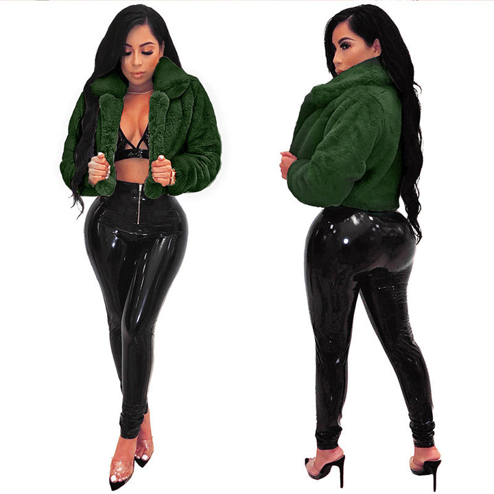 Damen Cropped Kunstpelz‑Blouson mit tailliertem Schnitt, Stehkragen und weichem Teddy‑Finish Echo Archiv