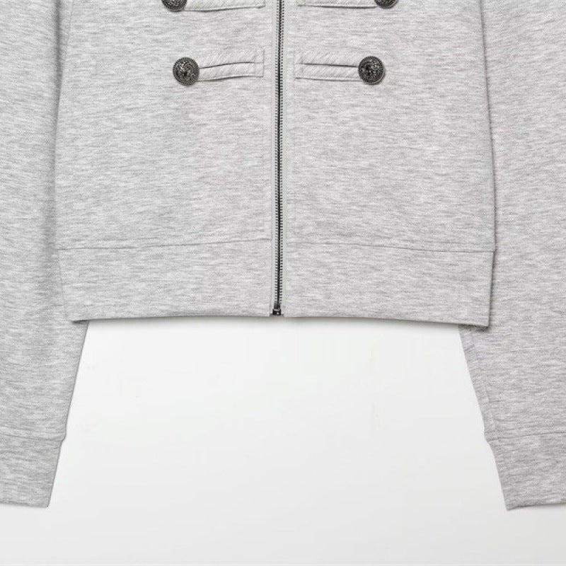 Damen Kurze Sweatjacke im Military-Stil mit Stehkragen und Zierknopfdetails Echo Archiv