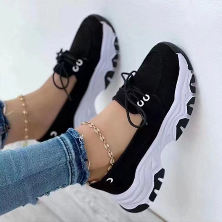 Damen  sportliche Chunky-Sneaker mit leichter Dämpfung, profilierter Wellenlaufsohle und atmungsaktivem Canvas-Obermaterial Echo Archiv