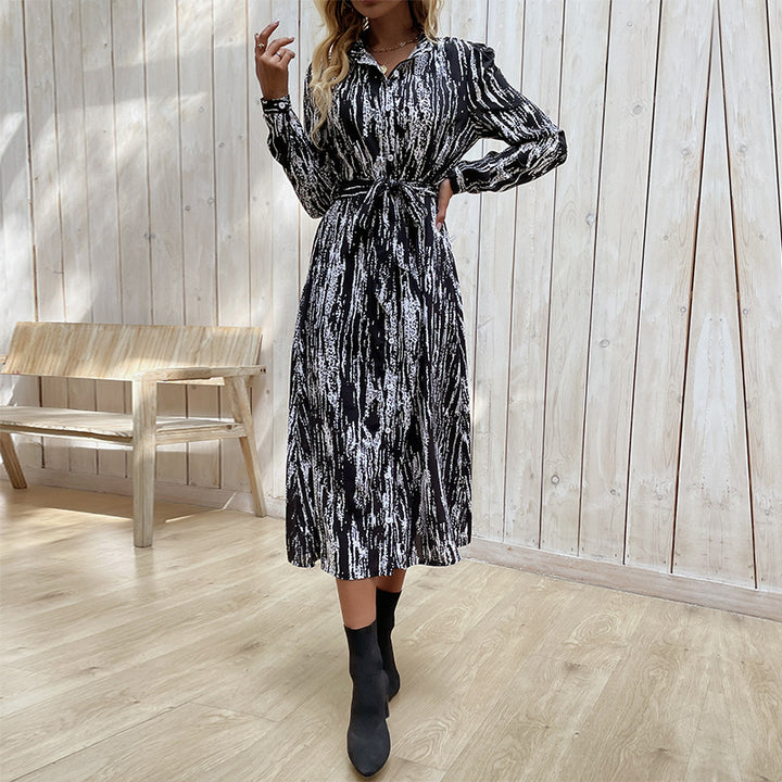 Damen Hemdblusen‑Midikleid mit Bindegürtel, durchgehender Knopfleiste und abstraktem Pinselprint Echoarchiv