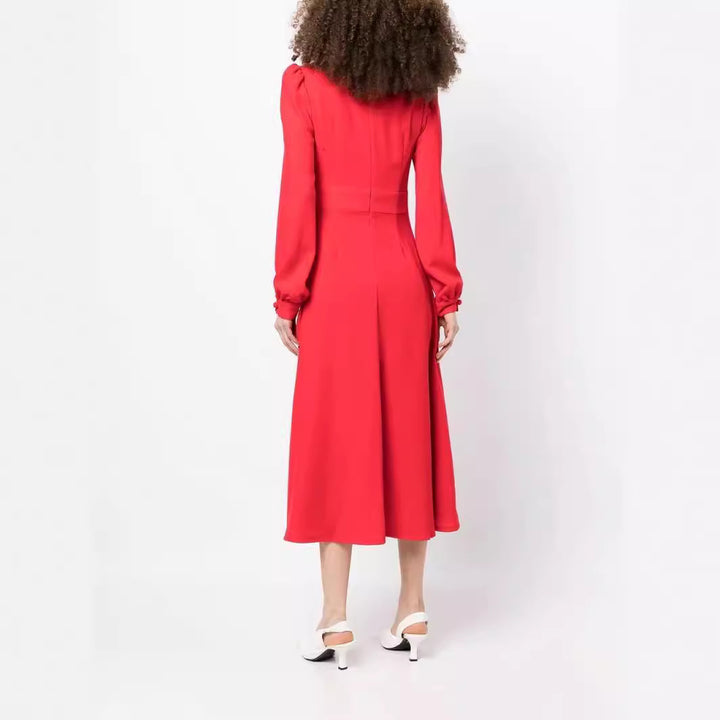 Damen Midikleid im Vintage‑Look mit hochgeschlossenem Kragen, asymmetrischer Zierknopfleiste und Frontschlitz Echoarchiv