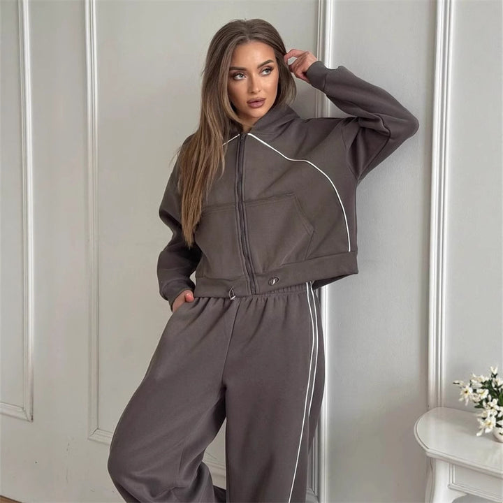 Damen nan Kapuzenjacke und weite Jogginghose Set mit kontrastnähten Echo Archiv