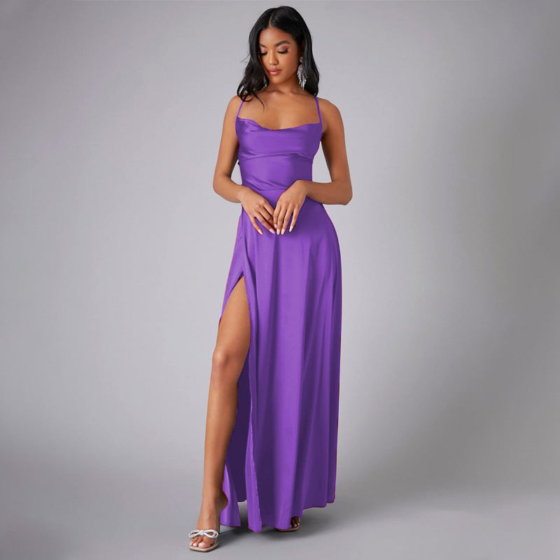Elegantes Maxikleid für Damen mit fließenden und verführerischen Spaghettiträgern – Echo Archiv