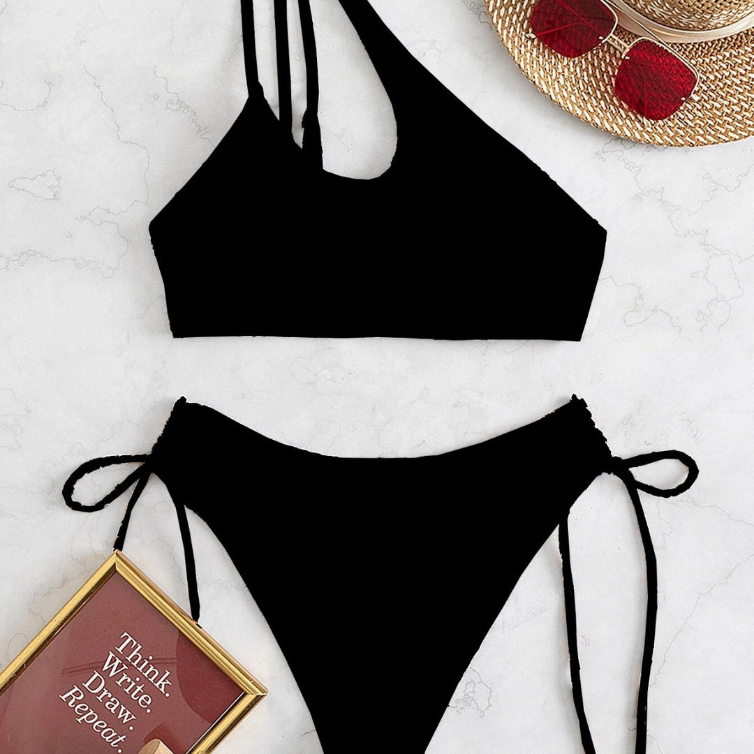 Damen Bikini-Set mit asymmetrischem Oberteil und seitlicher Schnürung Echo Archiv