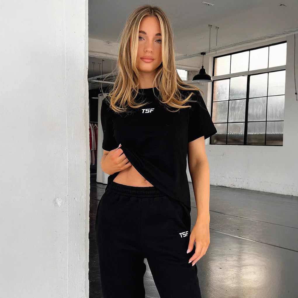 Damen trendiges T-Shirt mit lässigem Schnitt und hochwertigem Baumwollmaterial Echo Archiv