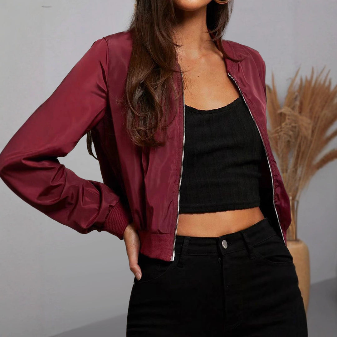 Damen Cropped Bomberjacke aus Satinoptik mit Ärmeltasche und elastischem Saum – Avenza