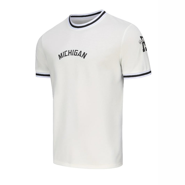 Herren sportliches T-Shirt und Shorts Set Echoarchiv