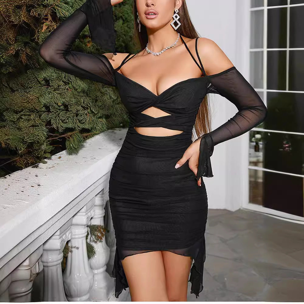 Damen Elegantes Wickelkleid mit raffinierten Cut-Outs und langen Ärmeln Echo Archiv