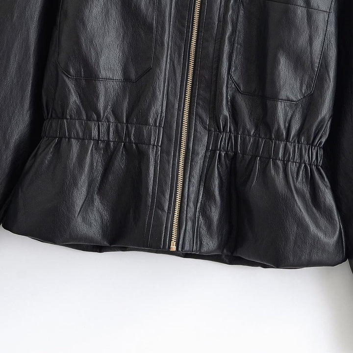 Damen Boxy-Kunstleder-Blouson mit elastischer Taillenpartie, aufgesetzten Brusttaschen und sichtbarem Reißverschluss Echoarchiv