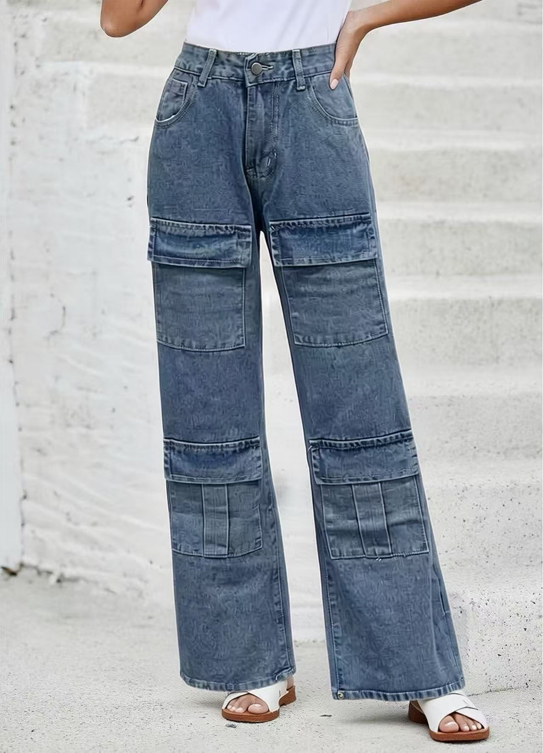 Damen nan High‑Waist Utility-Denimhose mit aufgesetzten Knie-Patches, Cargo‑Taschen und weitem Schlag Echo Archiv
