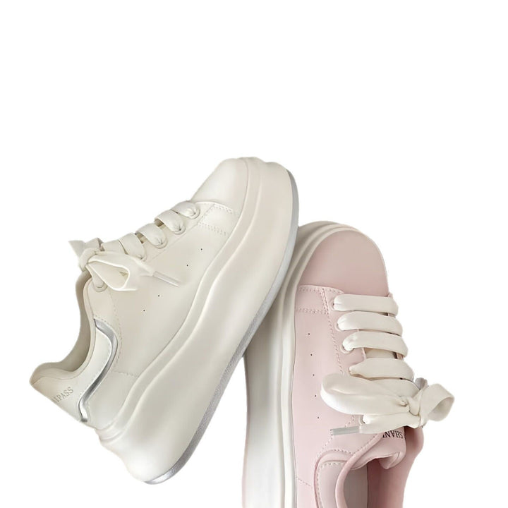 Damen Trendige Plateau-Sneaker mit eleganten Details Echo Archiv