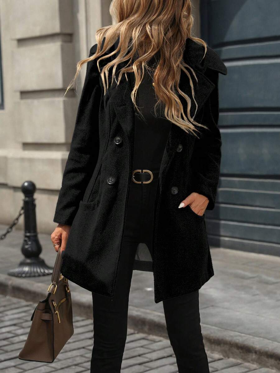 Damen Elegante und stilvolle Wolljacke – Célinea