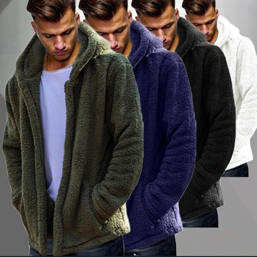 Herren kuschelige Fleecejacke mit praktischer Kapuze und Knopfverschluss Echoarchiv