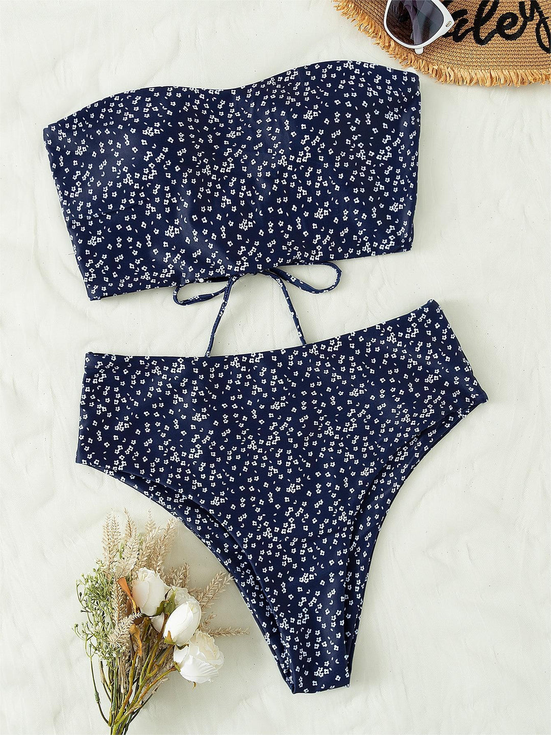 Damen Bandeau-Bikini mit hochgeschnittenem Unterteil Echo Archiv