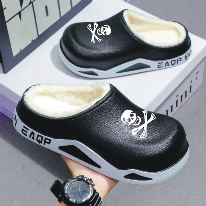 Herren Gefütterte PU-Clogs mit Totenkopfprint und profilierter EVA-Sohle Echoarhiv