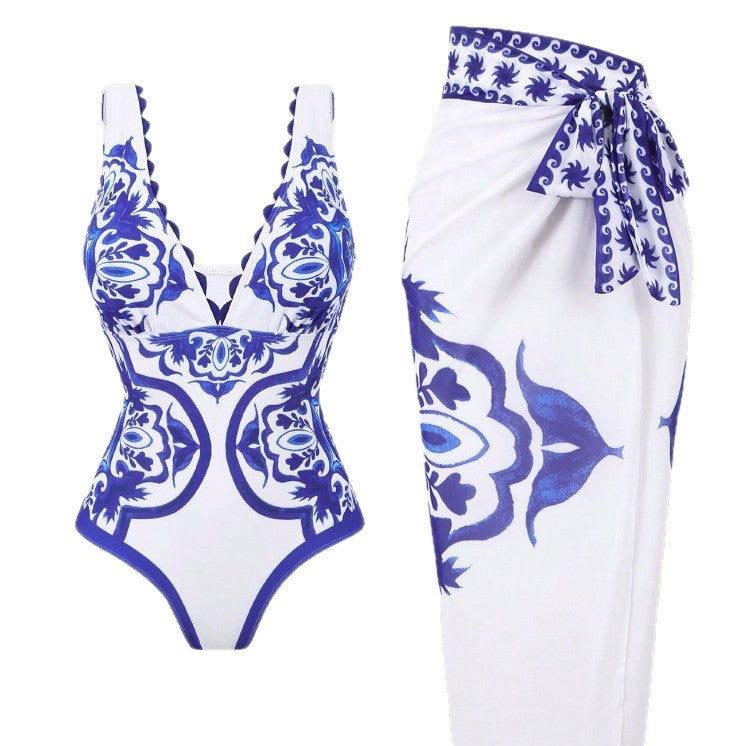 Damen Badeanzug mit femininen Jacquard-Muster und passendem Wickelrock Echo Archiv