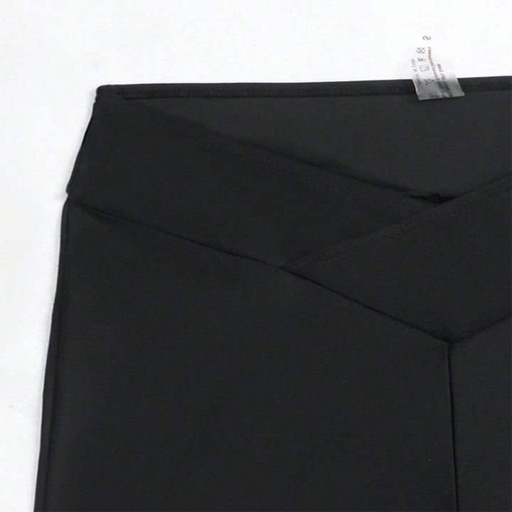 Damen Hochbundige Bikinihosen mit modischem Schnitt Echo Archiv