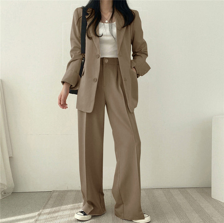 Damen Stilvolles Blazer-Set Echo Archiv