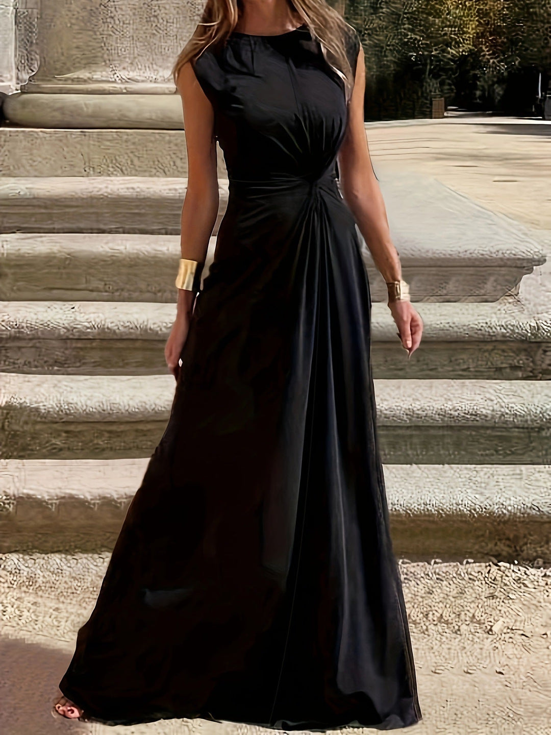 Damen Maxikleid mit elegantem Wickeldesign und schmeichelndem Schnitt Echoarchiv