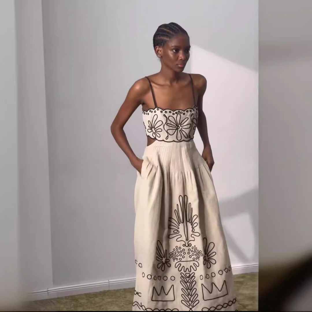 Damen Kleid mit raffiniertem Blumenmotiv und lockerer Passform Echo Archiv