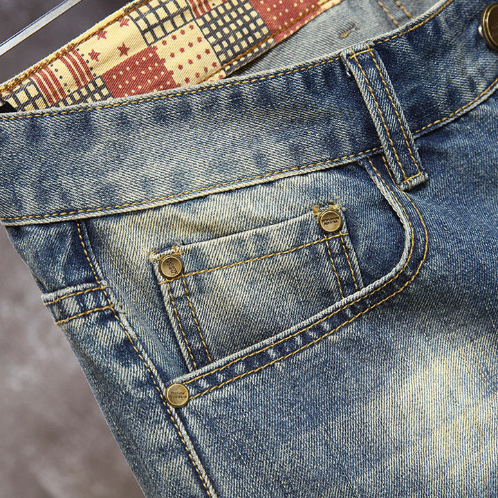 Herren Destroyed Denim-Shorts mit stylischen Rissen und Vintage-Details Echoarchiv