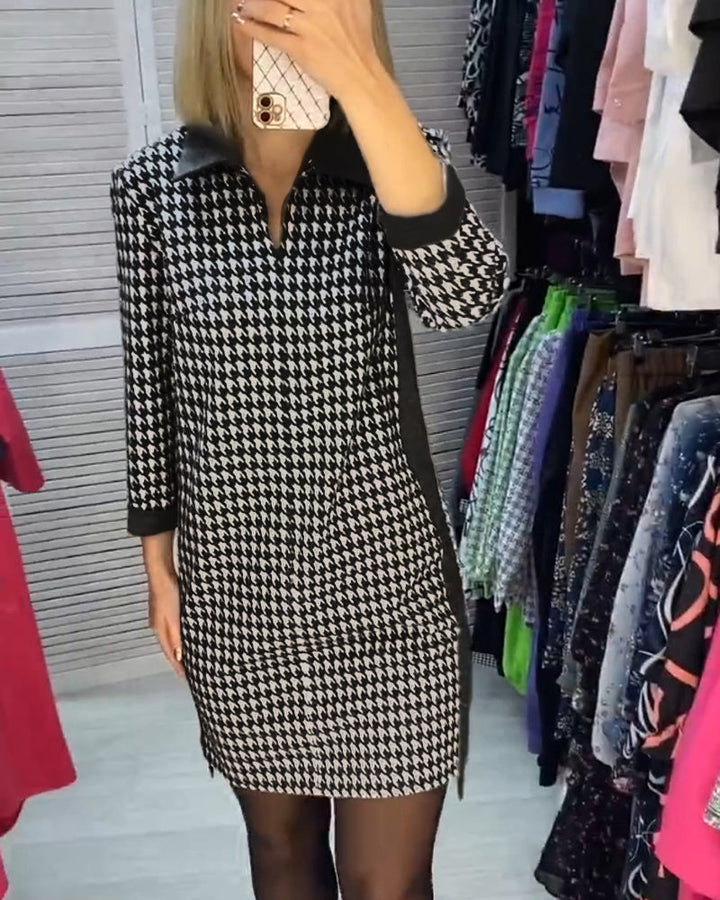 Damen nan knielanges Strickkleid mit Hahnentritt, Polokragen und seitlichen Eingrifftaschen Echo Archiv