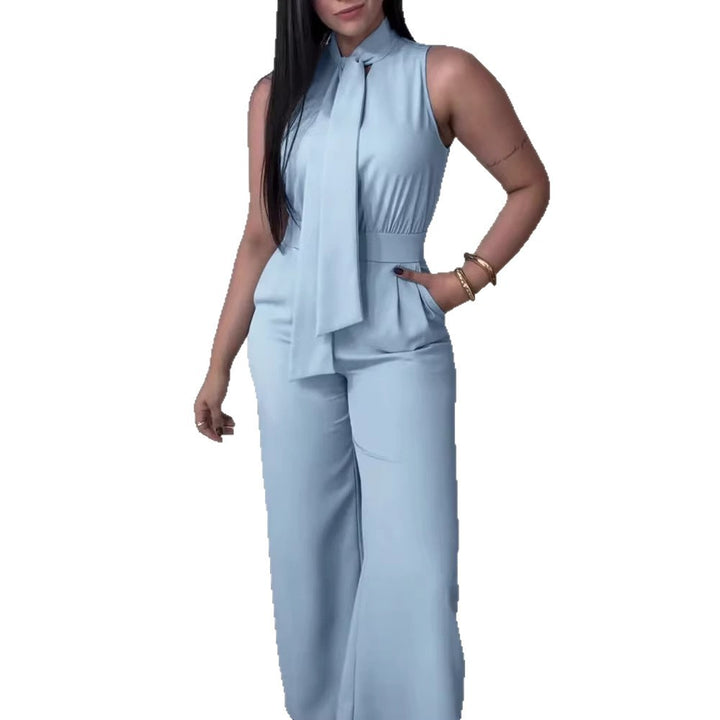 Damen eleganter Jumpsuit mit fließendem Schnitt und bindbarem Kragen Echo Archiv