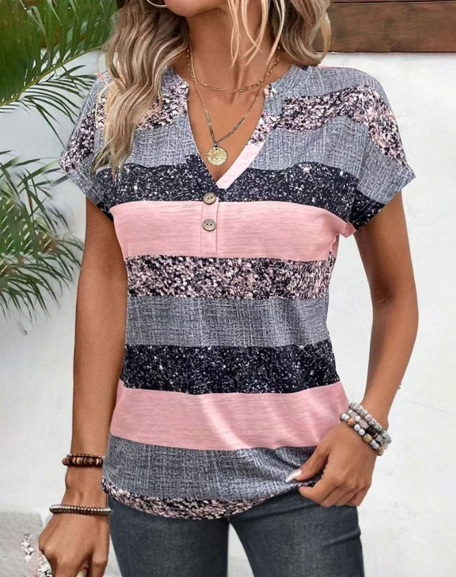 Damen nan gestreiftes Viskosemix-Relaxshirt mit V-Ausschnitt, Krempelärmeln und dekorativer Knopfleiste Echo Archiv