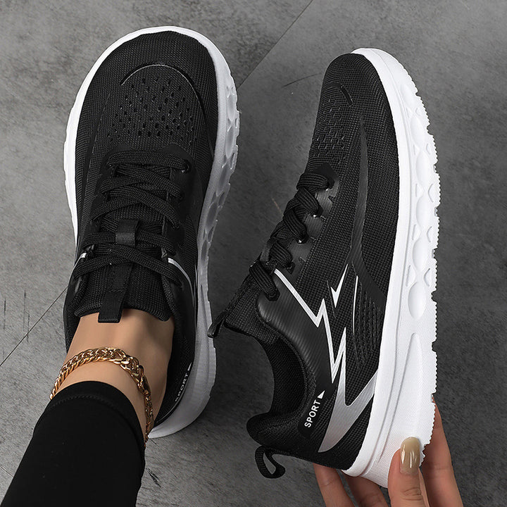 Damen Sportlicher Mesh-Sneaker mit gepolsterter Fersenstütze und griffiger Profilsohle – Névara