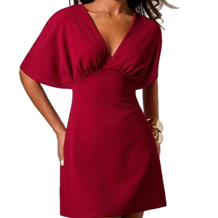Damen figurbetontes Cocktailkleid mit tiefem V-Ausschnitt und Hüftakzent Echo Archiv
