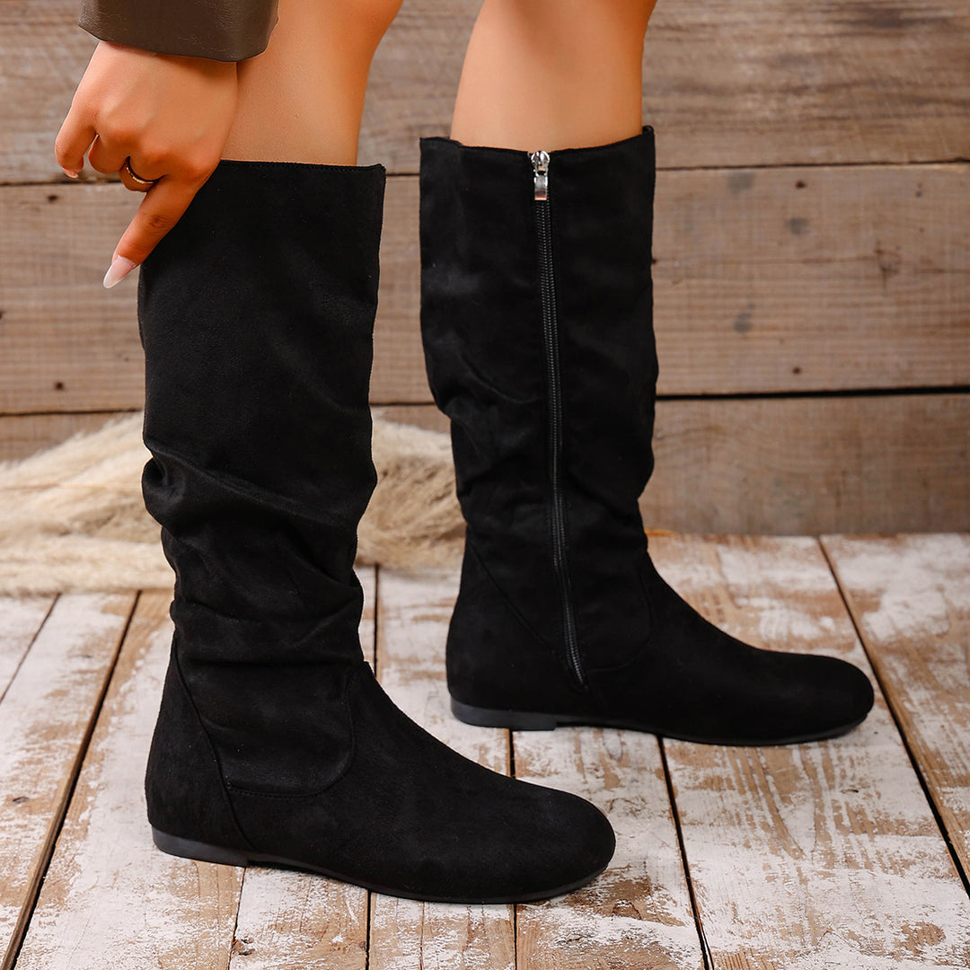 Damen kniehoher Slouch-Stiefel mit seitlichem Reißverschluss und flacher Profilsohle Echo Archiv